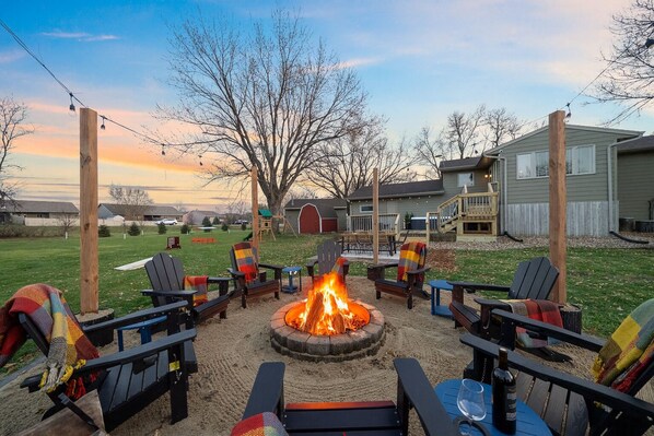 المنطقة المحيطة بالمنشأة