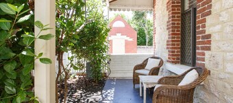 Ocean River Rest - North Fremantle