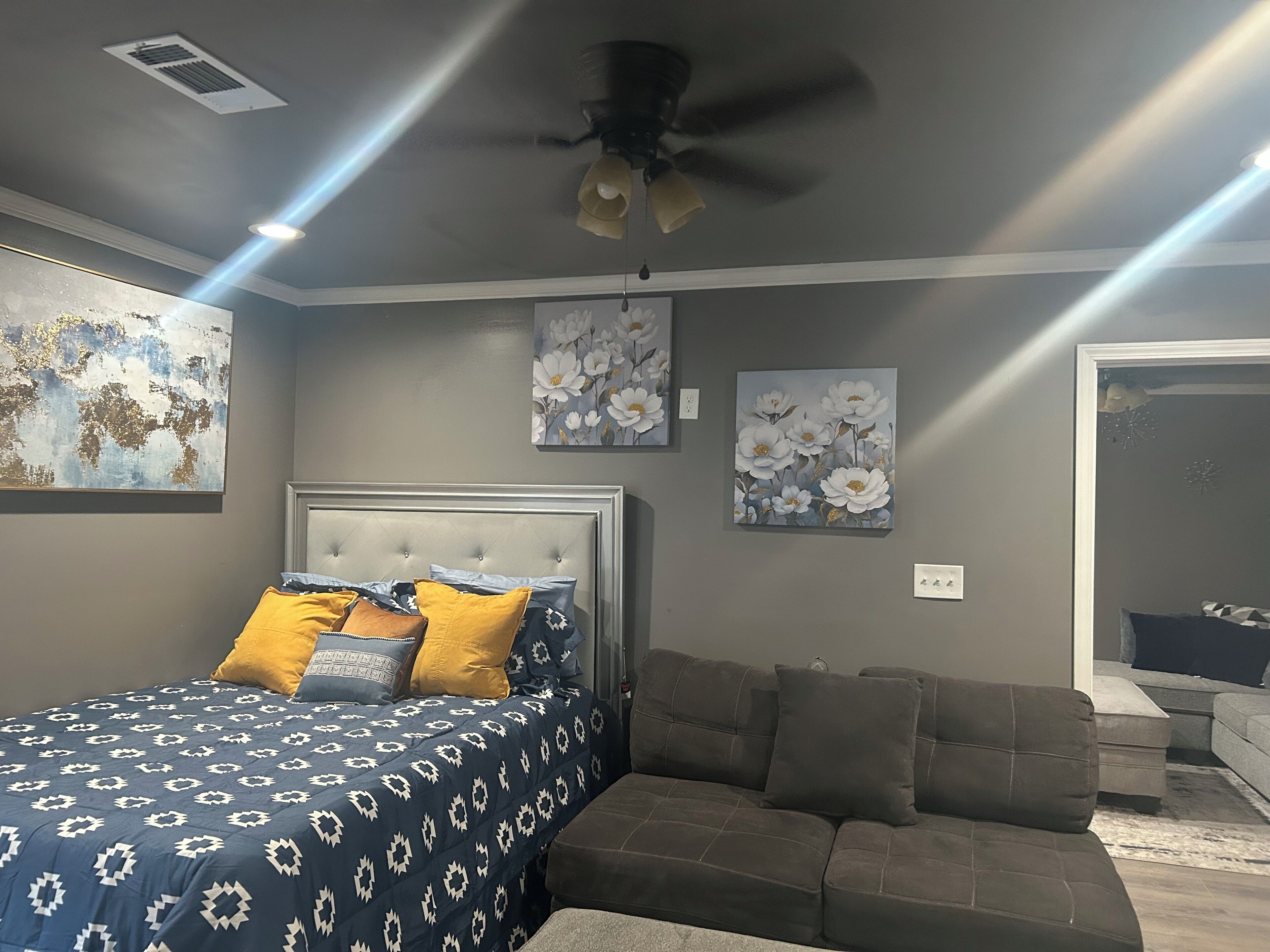 Fer et planche à repasser, Wi-Fi, draps fournis