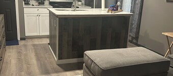 Peaceful 1-bedroom apartment with AC in vibrant Memphis