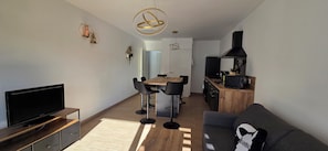 TV - Nice and cozy T2, near beaches, Terra Doru B02 (Propriano)