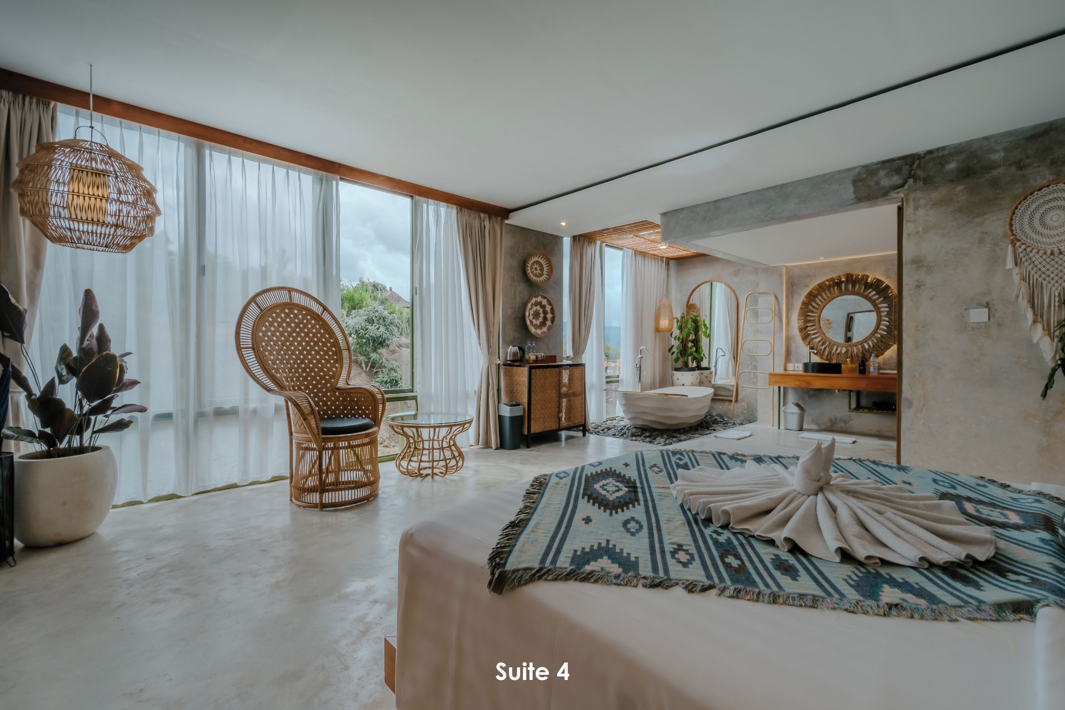 Quarto básico, 1 cama Queen, vista para o jardim | Roupa de cama