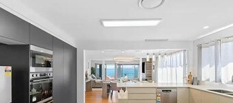 Mona's Lakefront Bliss - Pool, Sauna, Views