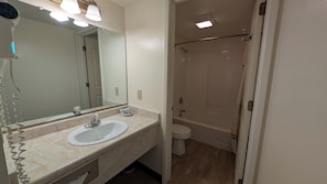 Habitación individual, 1 cama King size, para no fumadores | Escritorio y wifi gratis