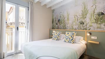 Fer et planche à repasser, accès Internet, draps fournis