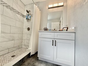 Towels - Fox Trot Escape ~ Poolside Paradise (Port Orange)