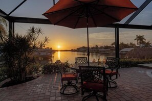 Room - Villa Terracotta (Cape Coral)