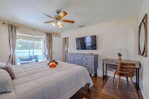 Room - Villa Viriana (Cape Coral)