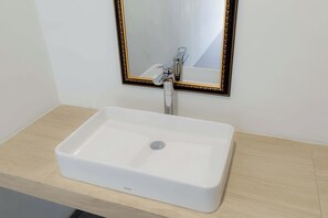 Camera doppia | Wi-Fi gratuito