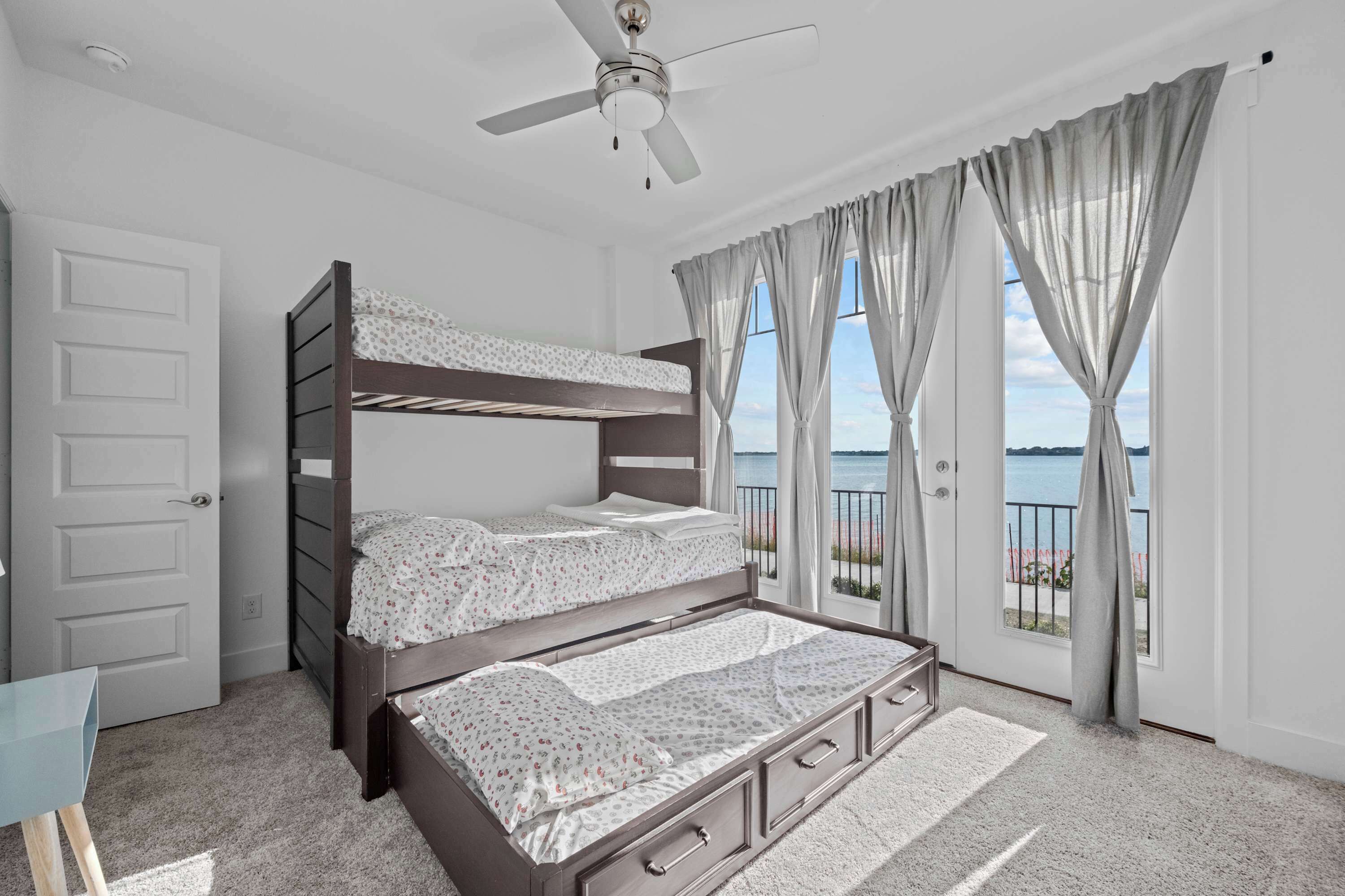 House, Balcony, Sea View | Iron/ironing board, free WiFi