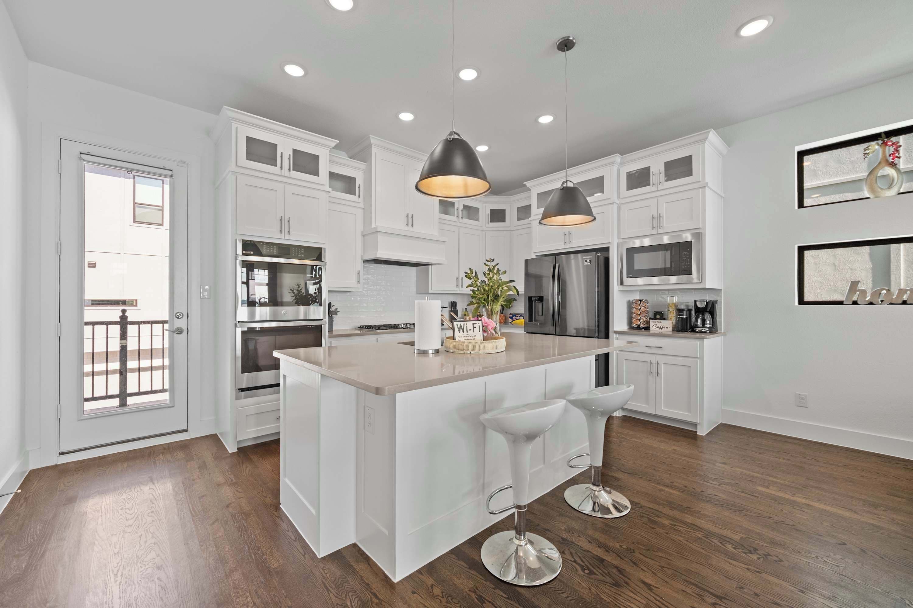 บ้านพัก, ระเบียง, วิวทะเล | ครัวส่วนตัว