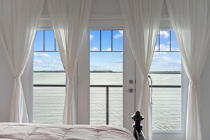 Casa, balcón, vistas al mar | Tabla de planchar con plancha y wifi gratis