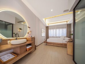 Habitación básica doble, vista a la ciudad | Wifi gratis 