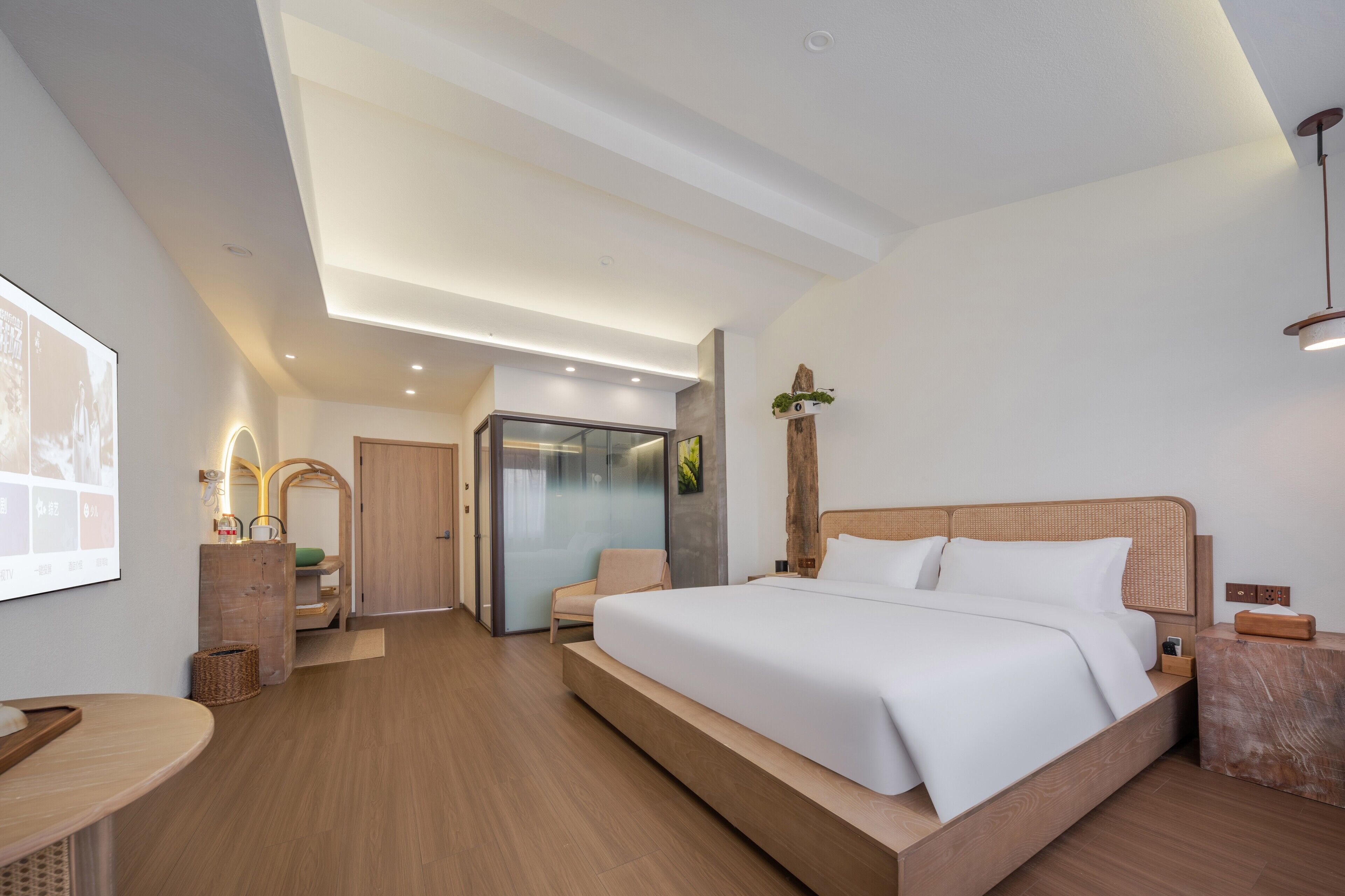 Habitación Business doble, vistas al patio | Ropa de cama de alta calidad, edredones de plumas, decoración individual