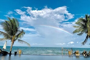 Outdoor pool - The Palmy Phu Quoc Resort & Spa (Phu Quoc Island)