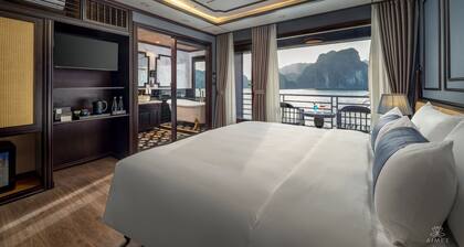 AIME'E CRUISES - HALONG BAY