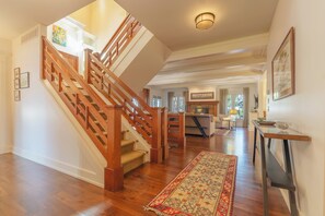 Interior - Blue Bayou! Lux home with a beautiful stay in Douglas Michigan! (Douglas)