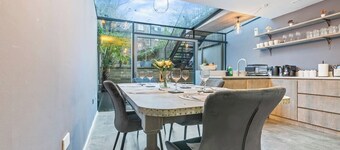 Modern | Spacious | Luxury 4 Bed in Camden Town