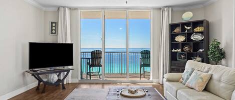 Talo (4 Bedrooms) | Sisätilat