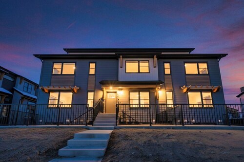 Deluxe 2-Bedroom Getaway Near Mahogany Lake – Sleeps Up to 6