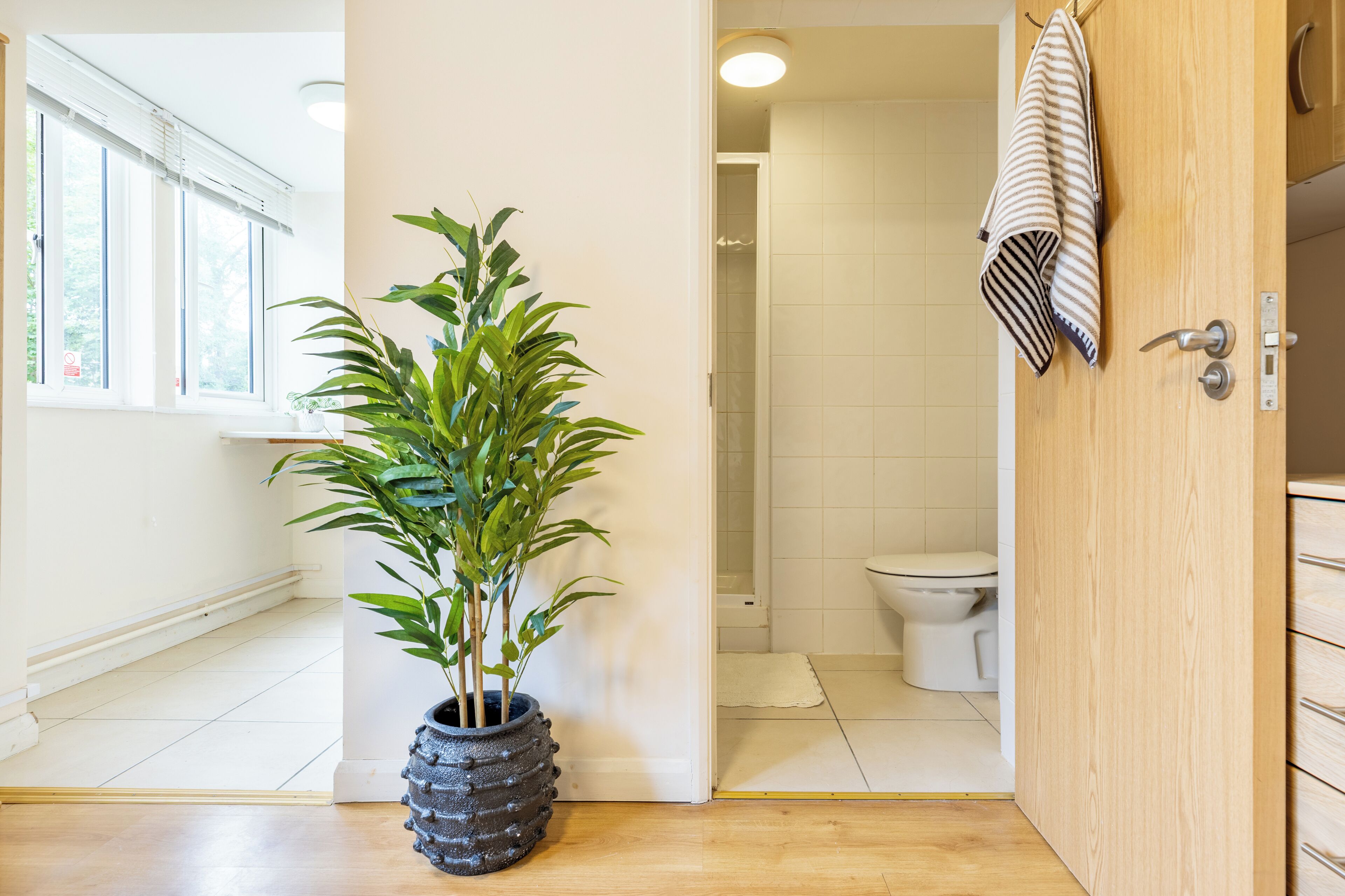 Studio, niet-roken | Badkamer | Handdoeken, zeep, shampoo, toiletpapier