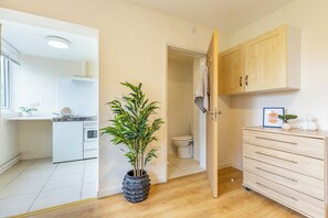 Studio, Non Smoking | Bathroom | Towels, soap, shampoo, toilet paper - Student Only Brooke Hall (London)
