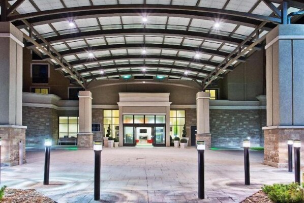 المنشأة من الخارج