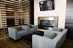 Interior - Holiday Inn & Suites Red Deer South (Red Deer County)