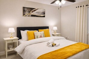 Iron/ironing board, free WiFi, bed sheets