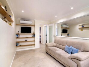 TV - Malick - Sunny Way by Interhome (Albufeira)