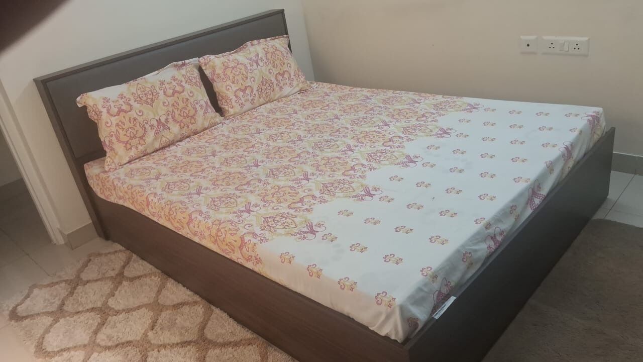 1 bedroom, iron/ironing board