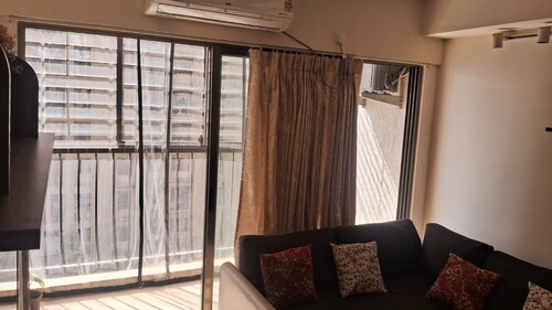 1-bedroom apartment on the 18th floor with an amazing view of Ranjoli.