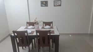 Dining - 1-bedroom apartment on the 18th floor with an amazing view of Ranjoli. (Ranjnoli)