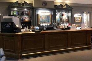Unclassified image, 5 of 5, button - Holiday Inn MAIDSTONE - SEVENOAKS by IHG (Wrotham Heath)