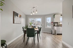 Dining - *Bow River Views* Spacious Downtown House with Stunning Bow River Views (Calgary)