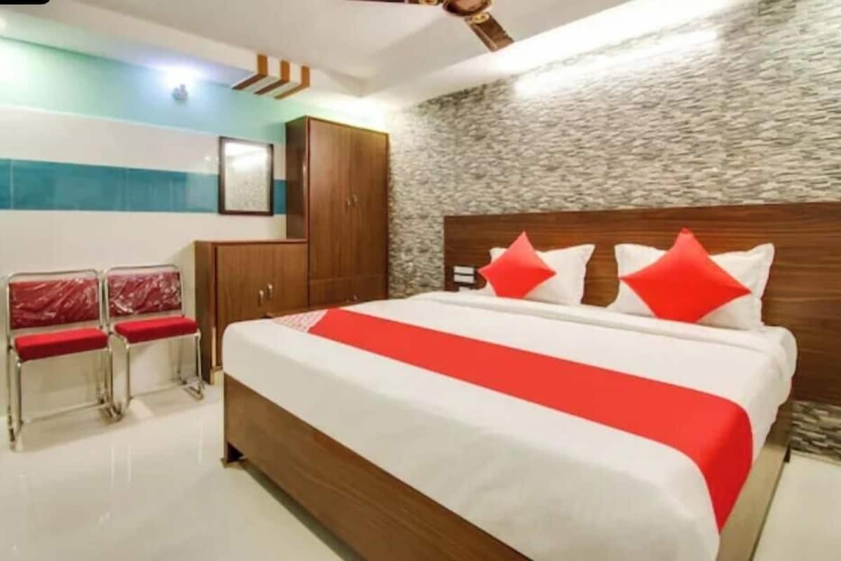 In-room safe, free WiFi