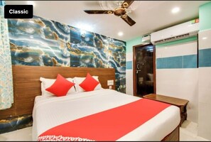 خزنة داخل الغرفة وواي فاي مجانًا