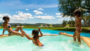 Pool - LES 3 EAUX - 14 pers (VAGNAS)