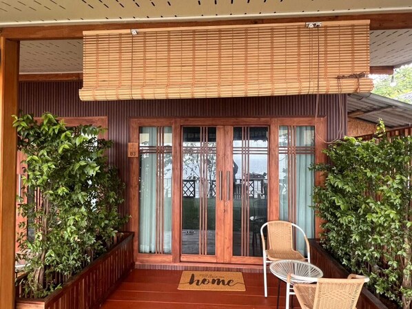 Standard Room, Balcony, Sea View | Free WiFi