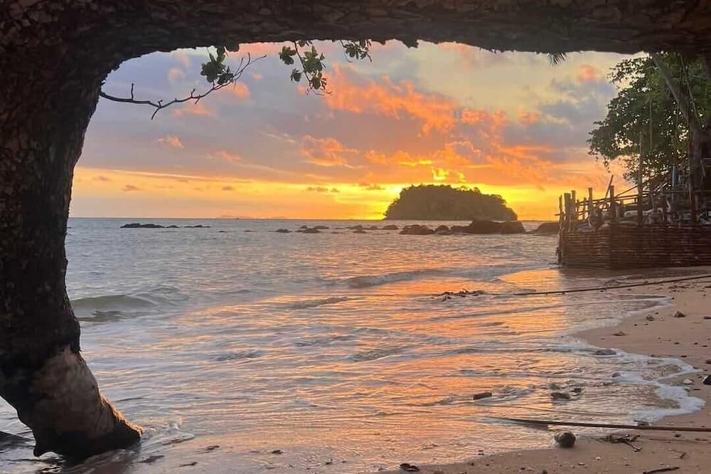 Ban Slow Life Homestay Koh Libong