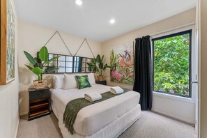 4 Schlafzimmer, Bügeleisen/Bügelbrett, WLAN, Bettwäsche