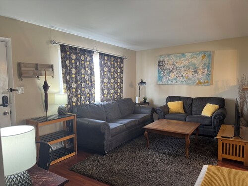 Cozy two bedroom duplex in central neighborhood