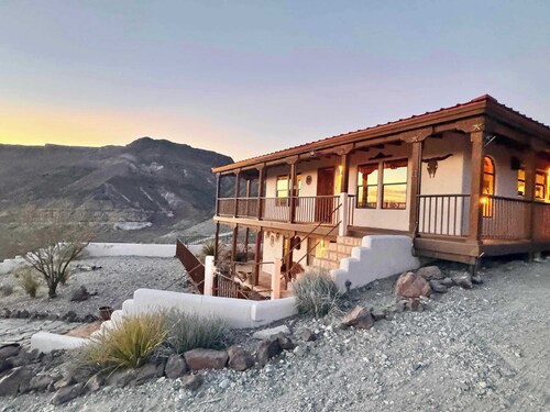 Palo Santo: Lajitas' Premier Luxury Rental