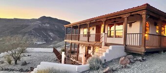 Palo Santo: Lajitas' Premier Luxury Rental