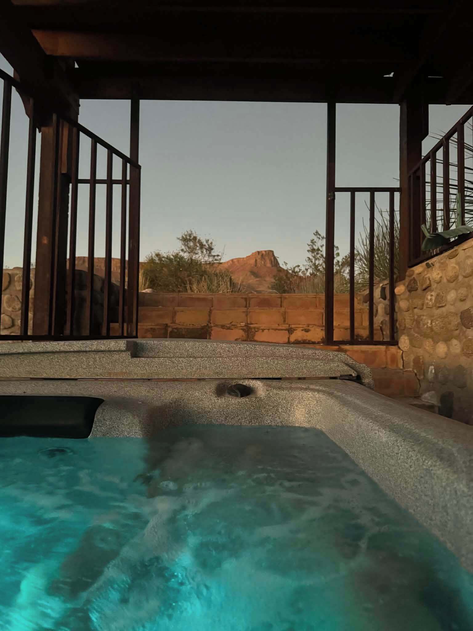 Bain à remous extérieur