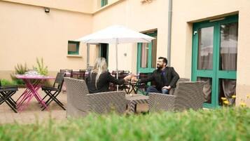 Ristorazione all'aperto