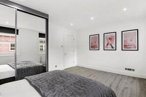Deluxe Double Room, 2 Bedrooms | Wi-fi percuma 