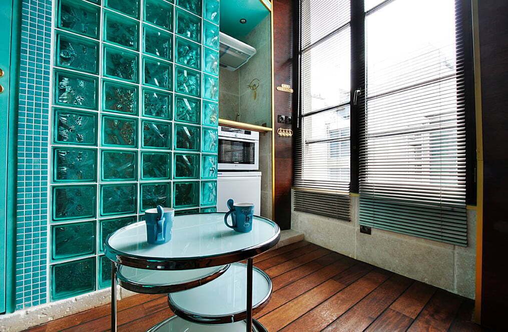 Fridge, microwave, coffee/tea maker, toaster