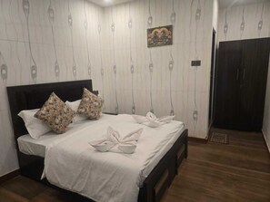 Deluxe Room | Free WiFi