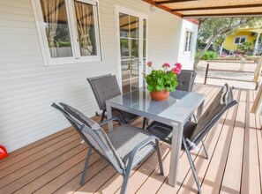 Casa (Camping Mobile Homes Bella Vita) | Terraza o patio